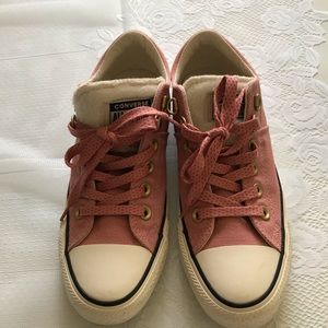 Converse Women’s Chuck Taylor Madison Sneakers